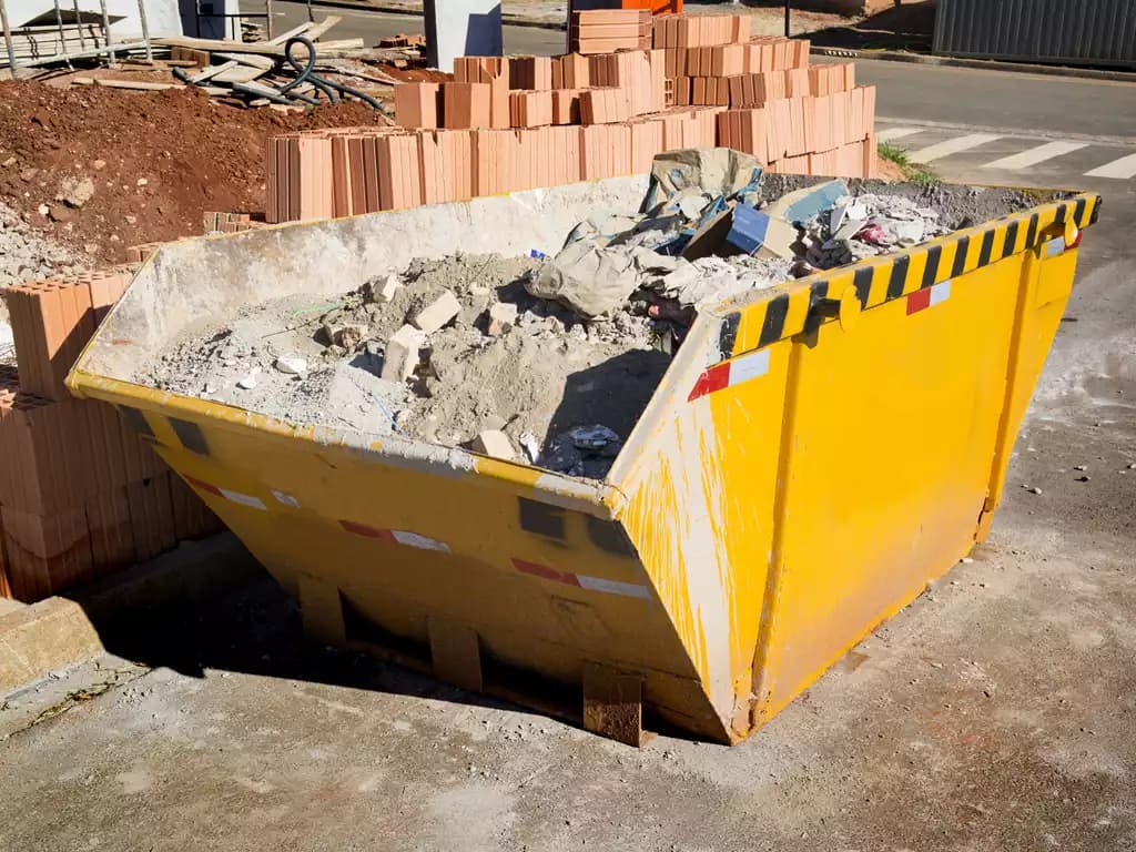 Bauschutt günstig entsorgen: Sparen bei Bauprojekten in Hamburg
