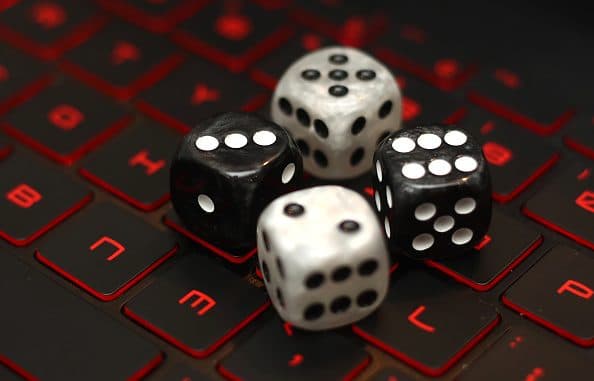 Auf dem Weg zum virtuellen Ruhm: Der kometenhafte Aufstieg des E-Sports