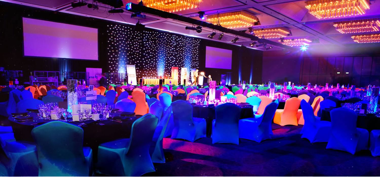 After-Work-Momente, die Berlin bewegen, als Teamevent und exklusiv für geschlossene Guppen für 20 bis 120 Personen in der Eventlocation Vivont Berlin