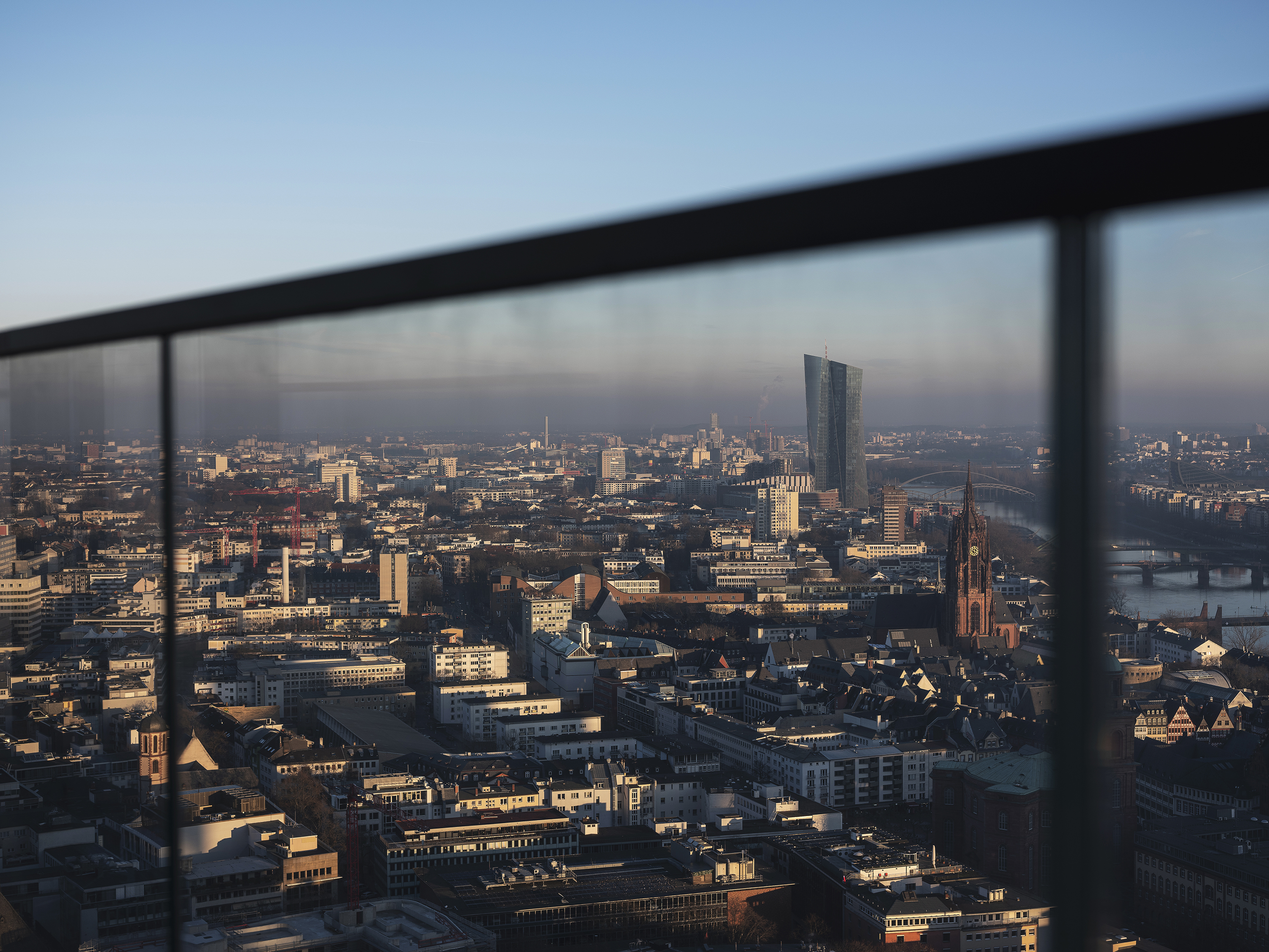 Vom Entschluss bis zum Notartermin: Wohnung verkaufen Frankfurt richtig angehen