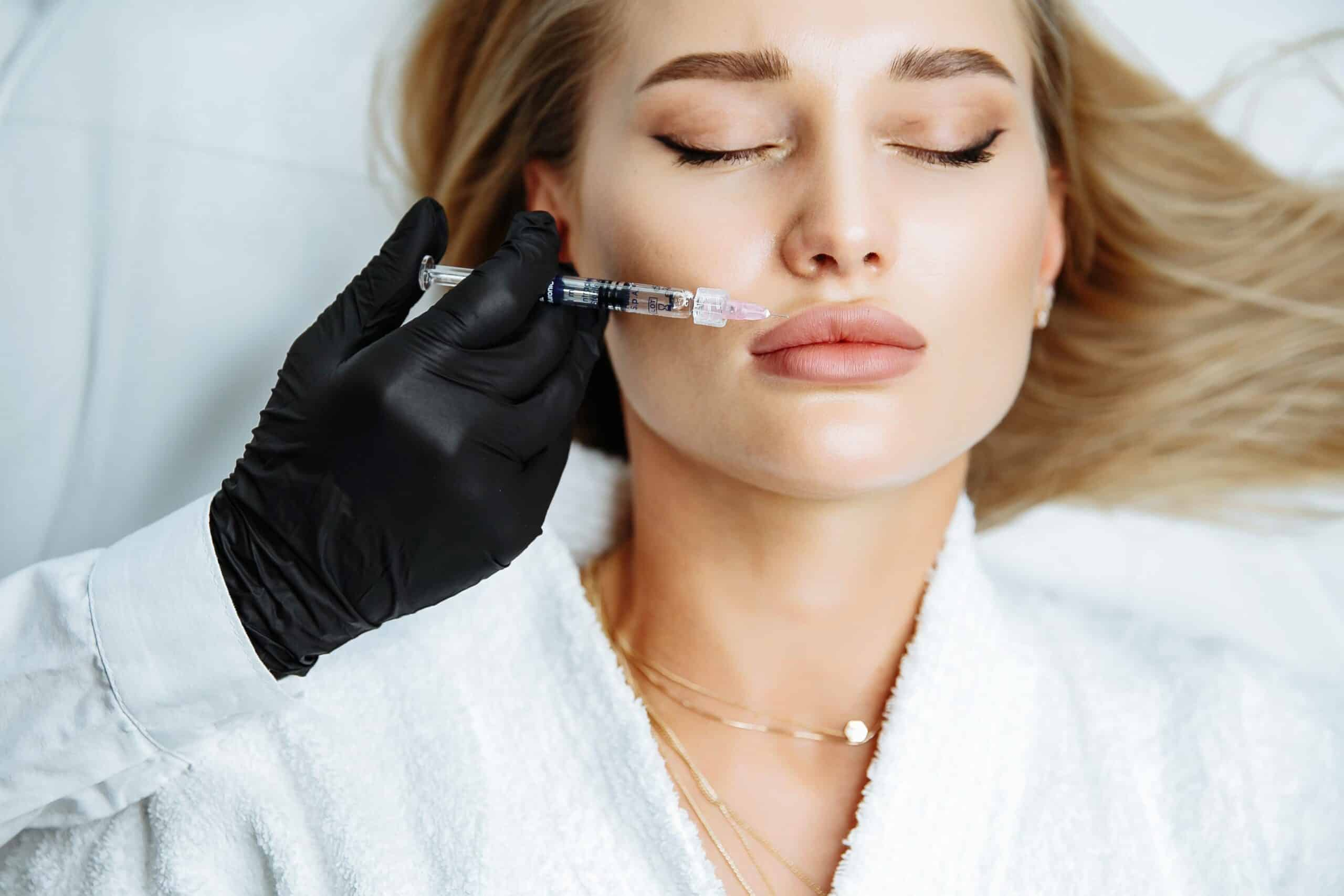 Volumen und Lifting mit restylane lyft – jetzt entdecken