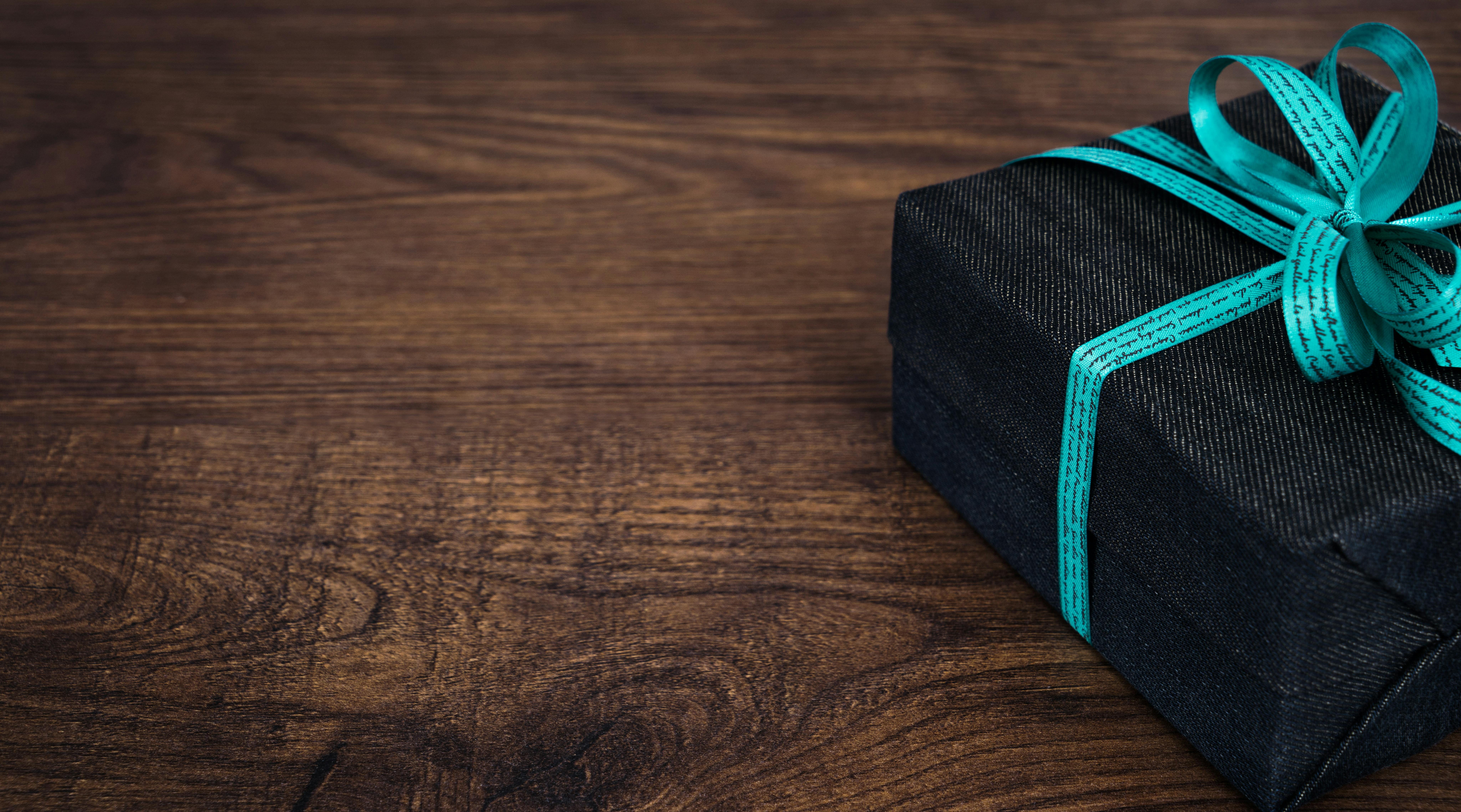 Geschenke zur Geburt: Personalisierte Präsente für einen besonderen Start ins Leben